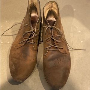 Nisolo brown leather boots